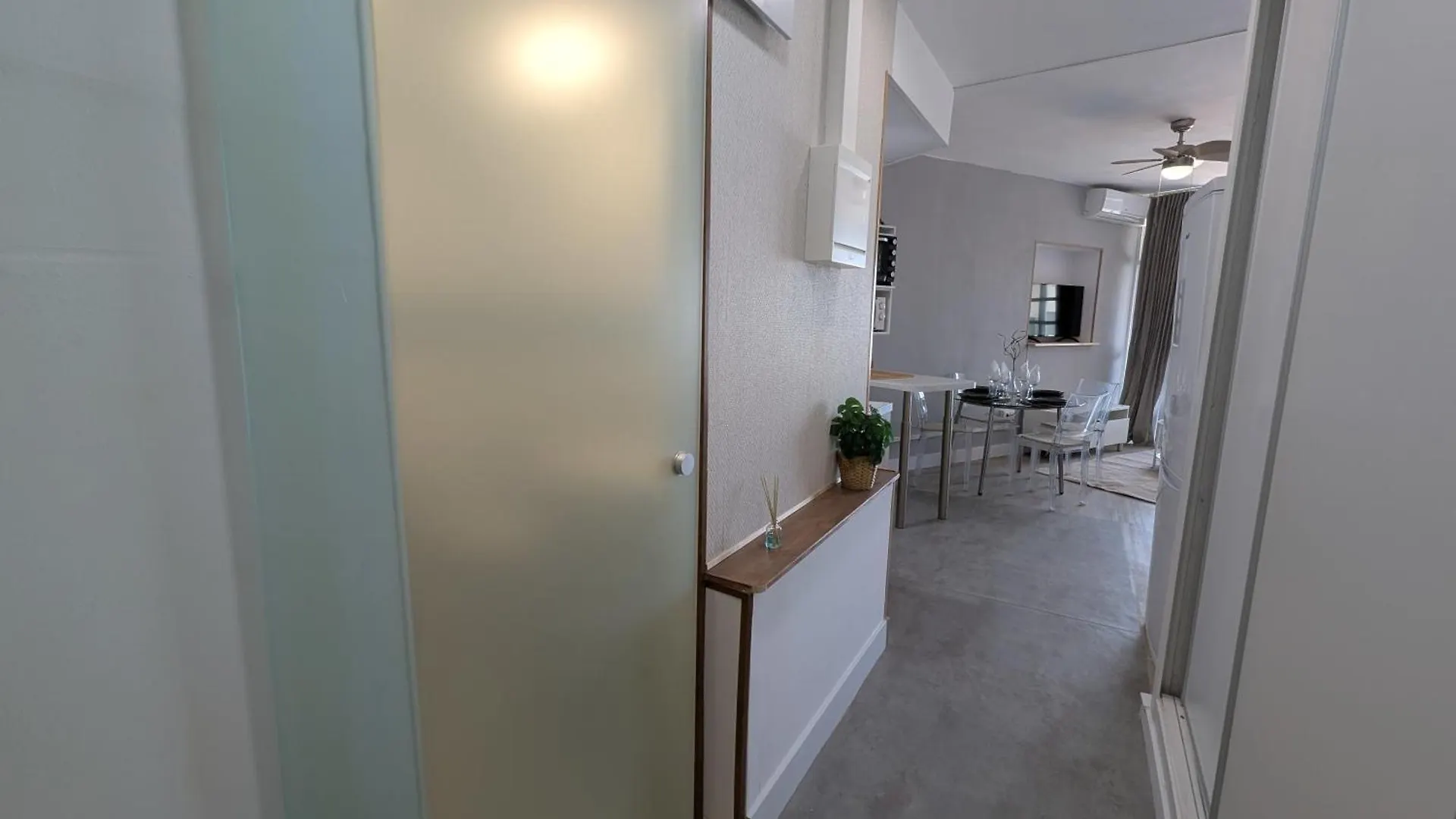 טורמולינוס Estudio Torre Colina Con Piscina דירה