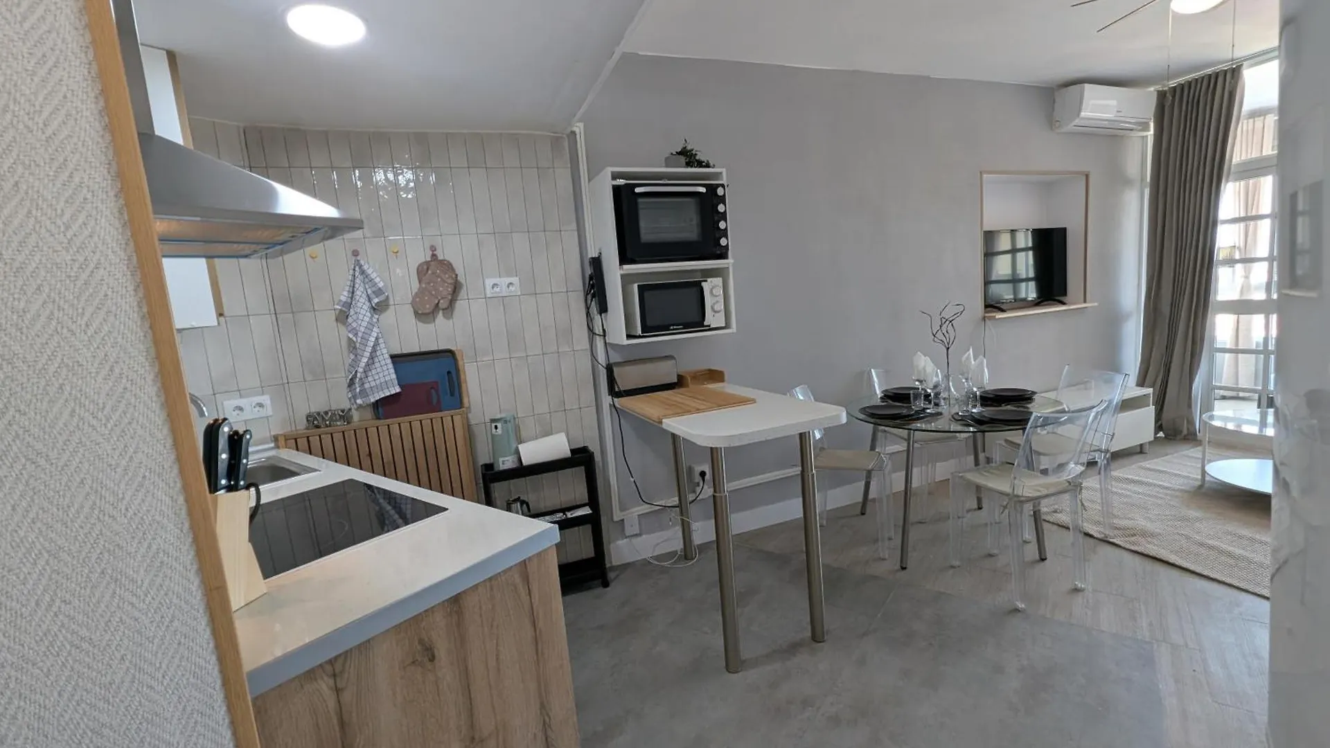 דירה טורמולינוס Estudio Torre Colina Con Piscina